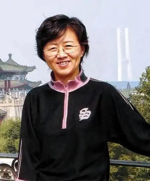 [太阳]1987年，国家在研发东风-17时，发现导弹在飞行中，极易遭到外部干扰，