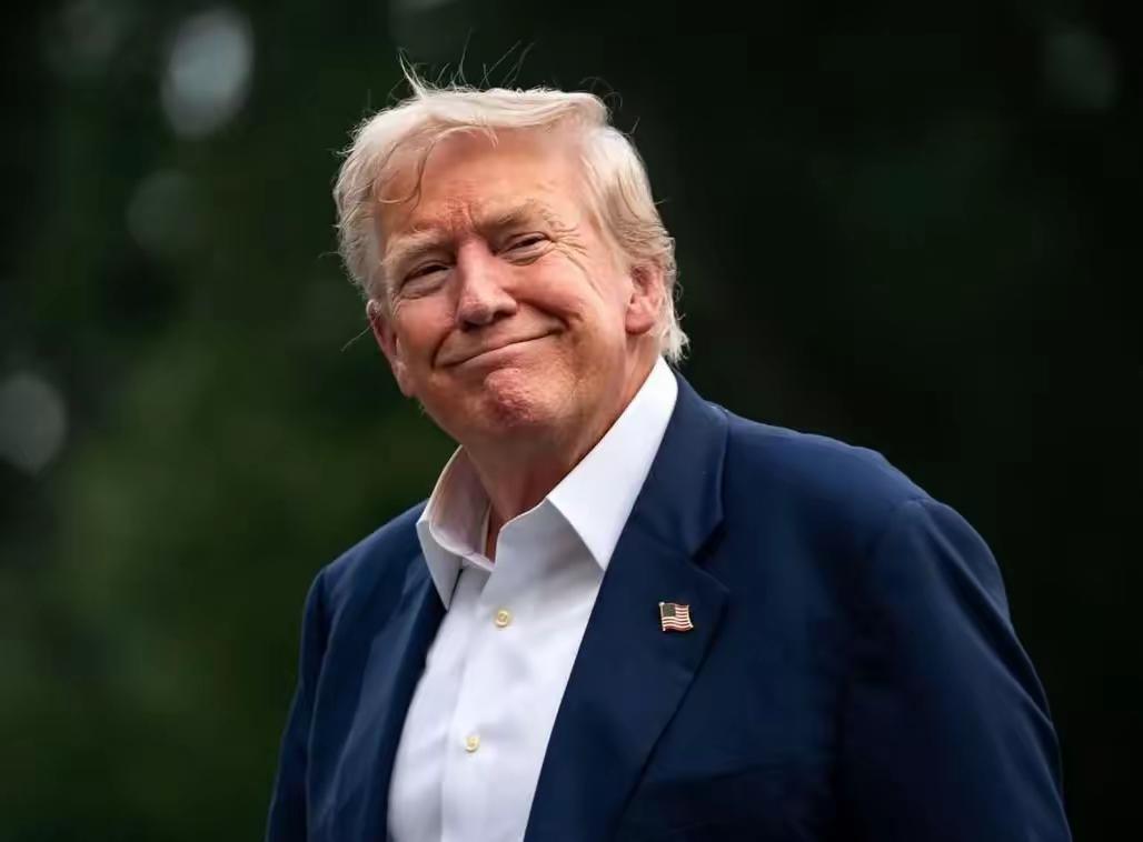 特朗普赢了，但真正付账的是美国人！
​
8月7日，美国平均关税将正式提升至18%