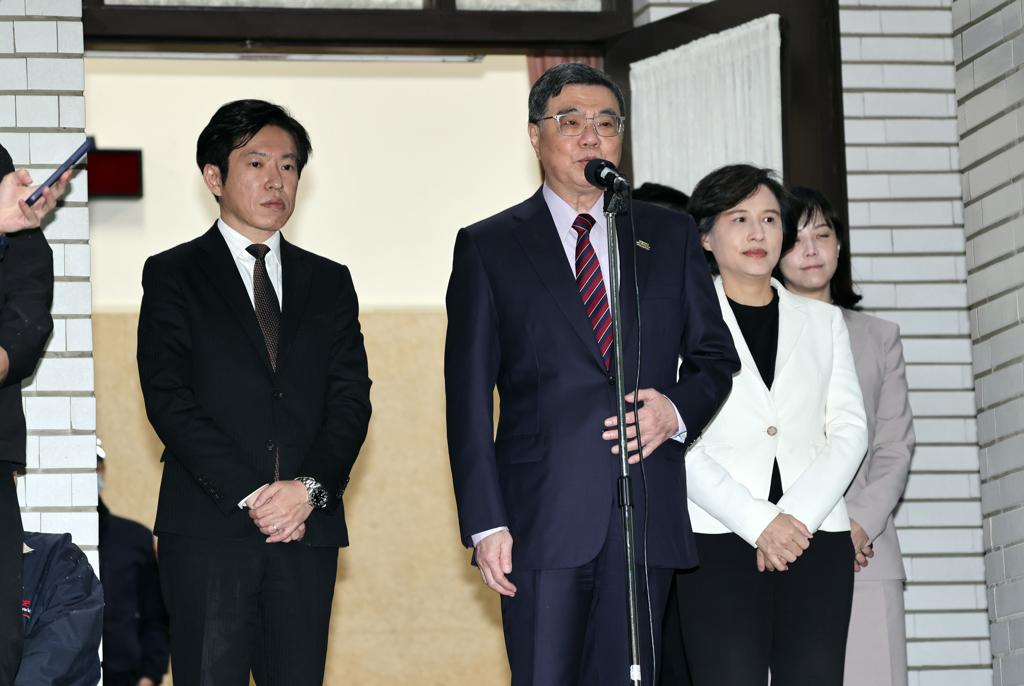 面对年底的县市长选举，民进党台北市长人选尚未公布，不过，民进党绿委王世坚认为，行