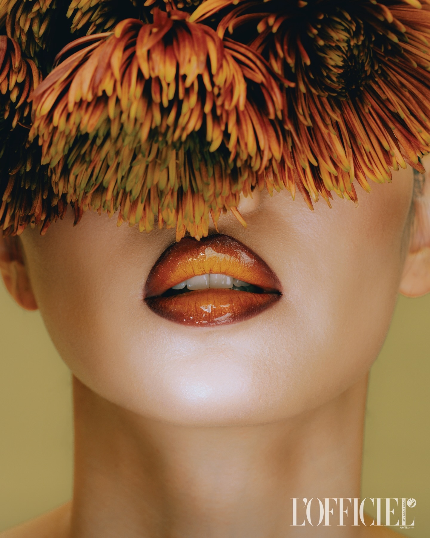 模特CHANG出镜港版《L'OFFICIEL》2026年2月刊彩妆大片：Spri