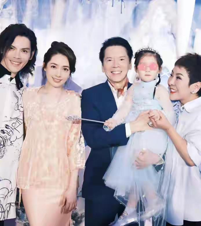 向太分享的婆媳关系之道，宛如一盏明灯，实在是通透至极。
当有些人还深陷门当户对的