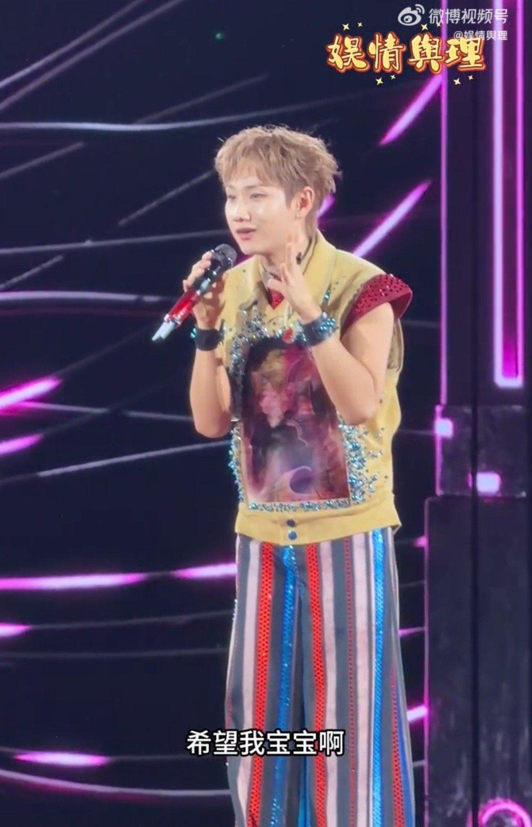 汪苏泷请你做自己就好了 请把做自己刻进汪苏泷DNA，涂黑手臂被美白，又要胖胖又要