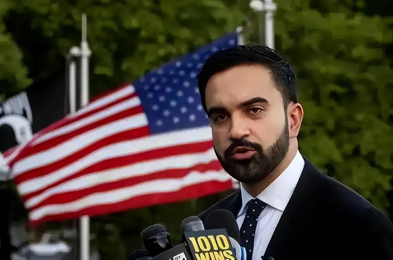 对标国际刑事法院逮捕令！纽约市长高调表态背后，是美国地方与联邦的隐性对抗。

2
