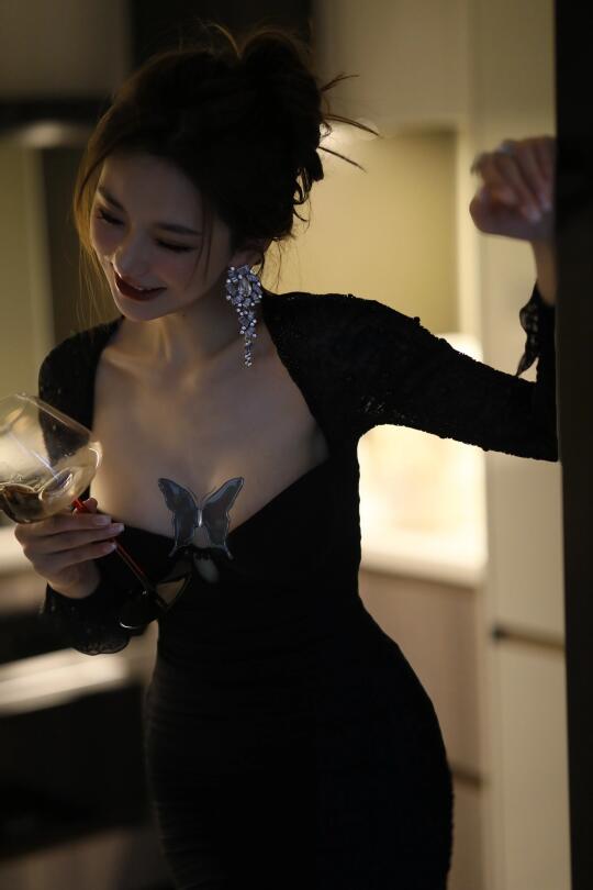 “缱绻爱意”