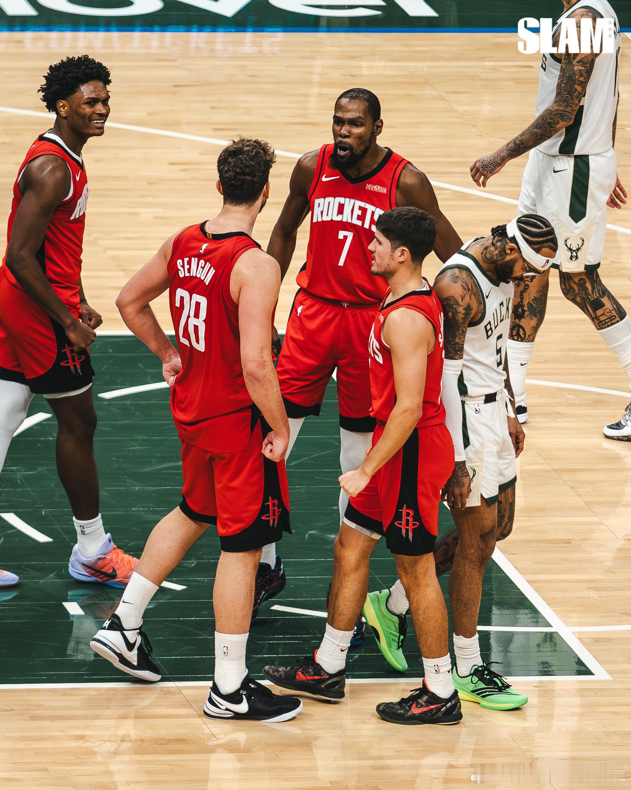 【火四崩→火四稳？】2025-26赛季NBA常规赛末节净效率值排名前十球队：1.