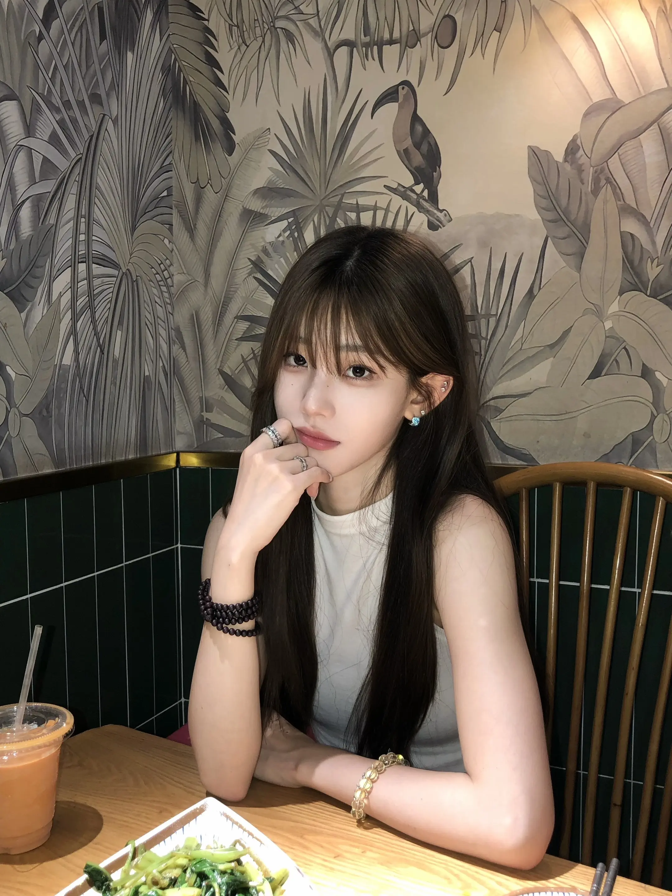你又认识了新的人 我们之间不过尔尔了 对吗