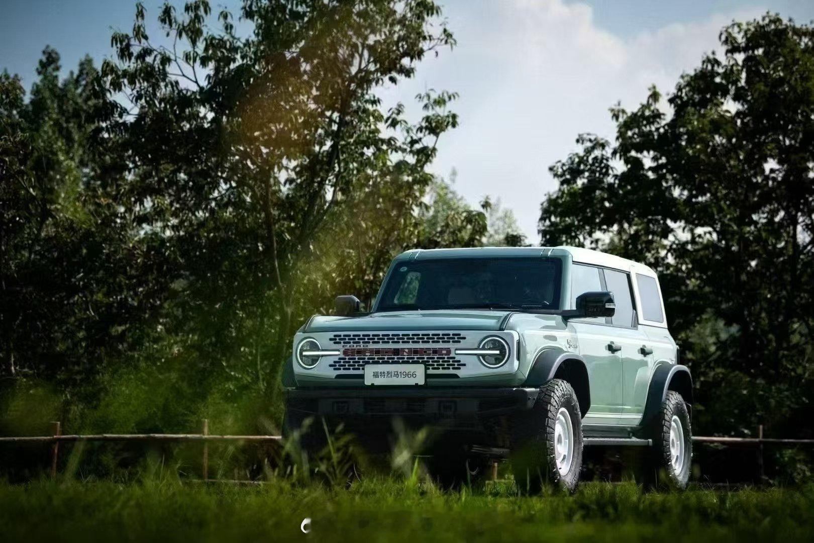1966这个版本，帅死了，过两年收一台二手玩玩福特烈马bronco ​​​