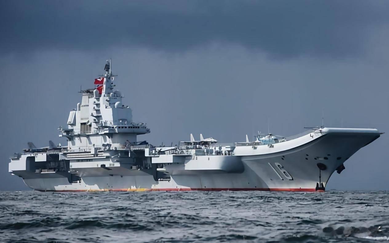 中方军机亮剑冲绳，高市早苗“求保证”

日本战机贴脸辽宁舰演训区，歼-15两次雷