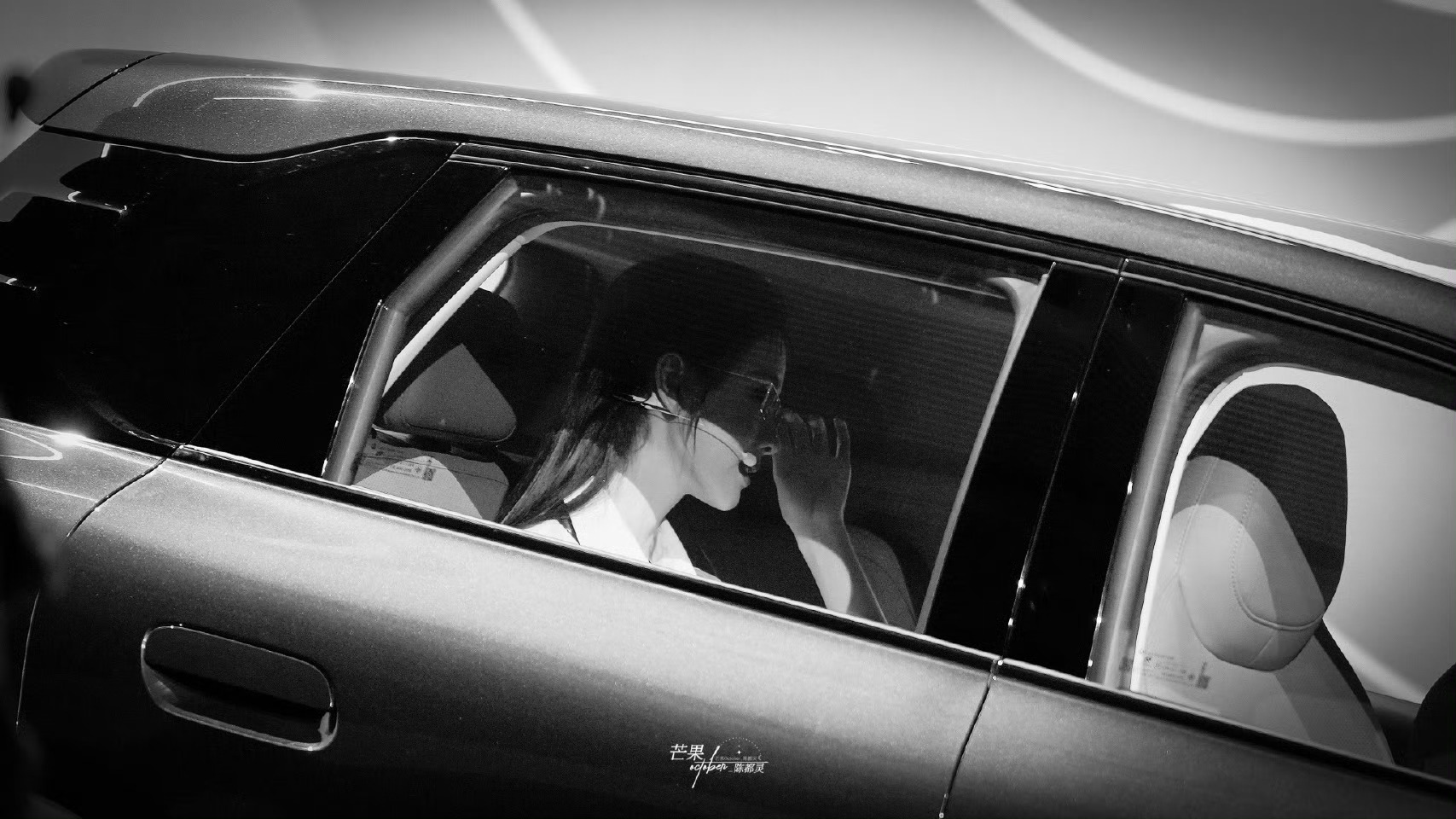 陈都灵肤白貌美大长腿