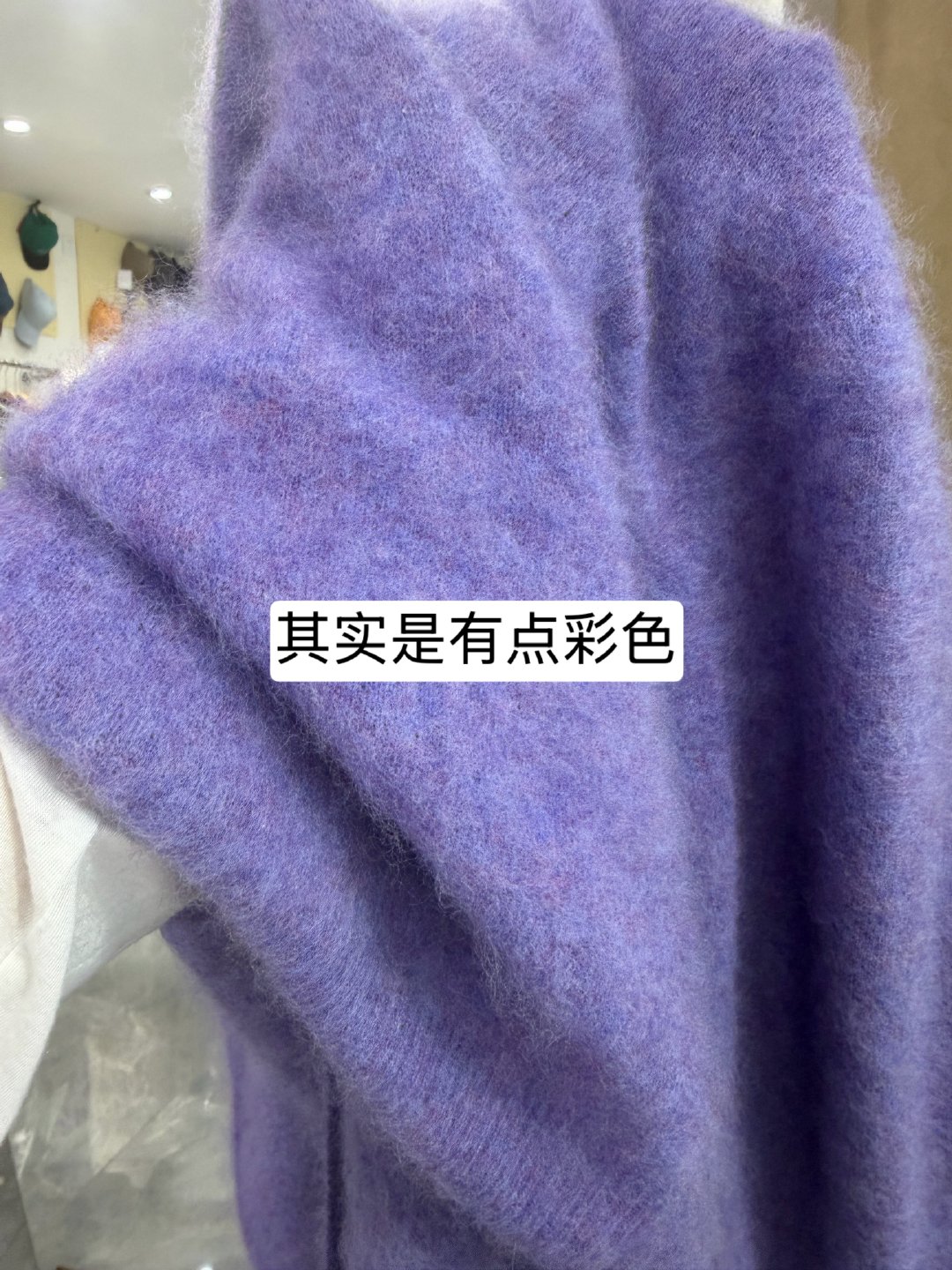 V领。恰到好处的领和版型。 ​​​