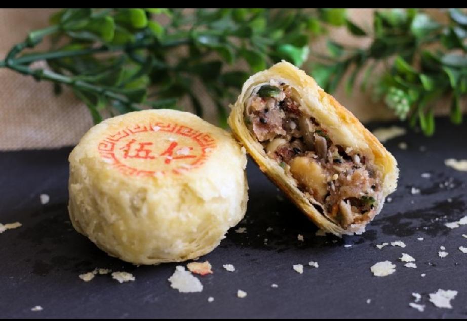 不买月饼的人真的很多吗，也不一定。月饼暴利时代彻底结束了吗，有点不太乐观。
中秋