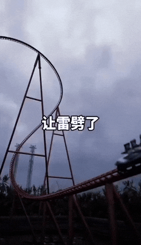 这段视频是由西班牙视觉特效艺术家使用Cinema 4D和After Effect