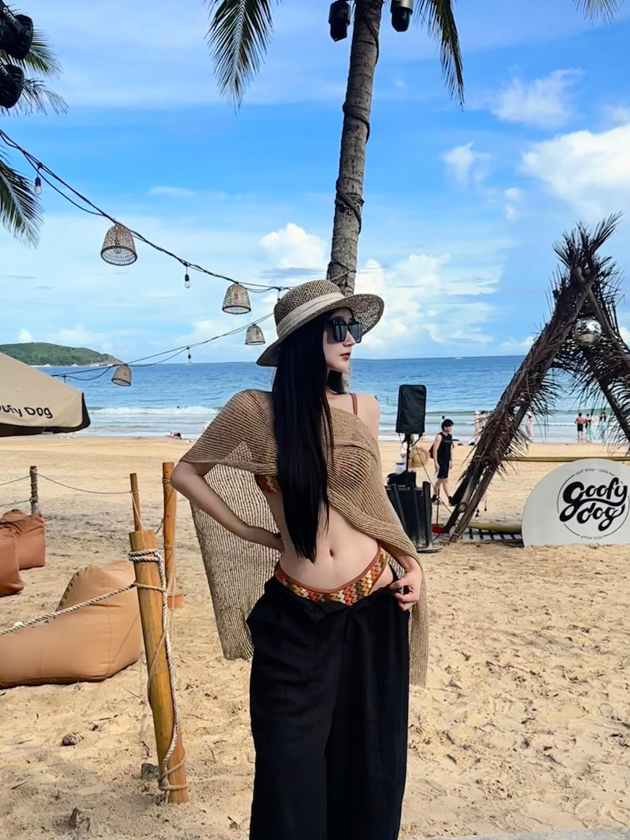 海边 八十岁的钱奶奶