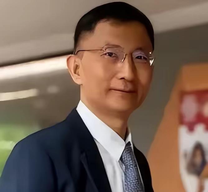 手握7个院士头衔的力学泰斗高华健，61岁全职加盟清华
 
2024年1月，国际力