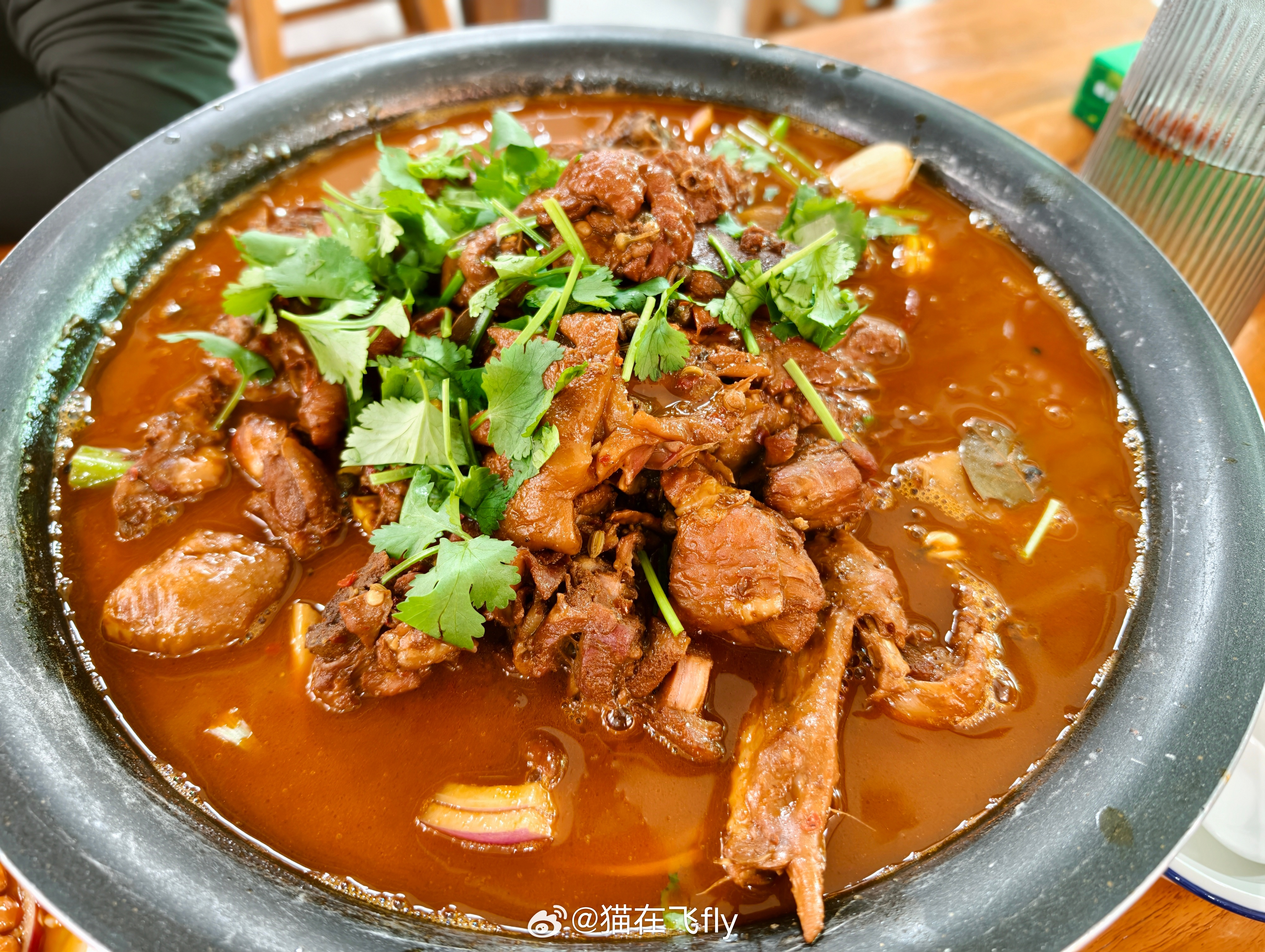 最近消费降级总吃食堂一到周末就馋又出来吃肉了真难啊 