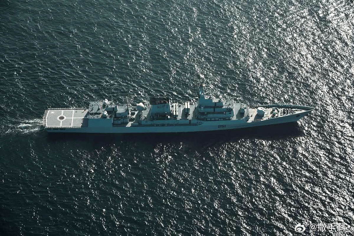 巴基斯坦海军F-22P护卫舰实射C-802A反舰弹：巴基斯坦海军