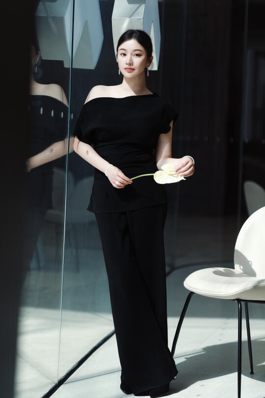 眼前的黑不是黑🖤