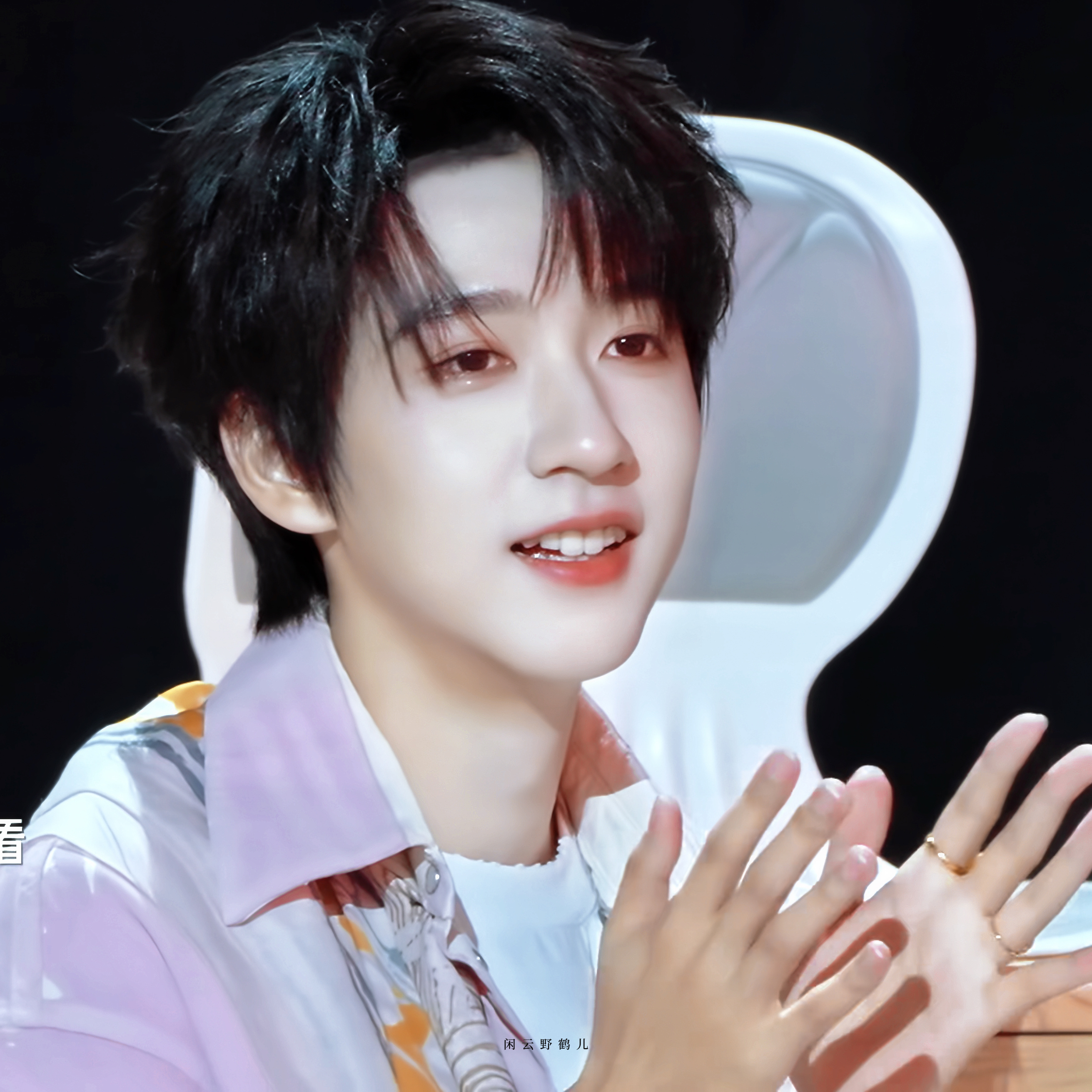贺峻霖贺峻霖五十公里桃花坞6💚贺峻霖百度网盘代言人“春天的世界里，好像没有特别