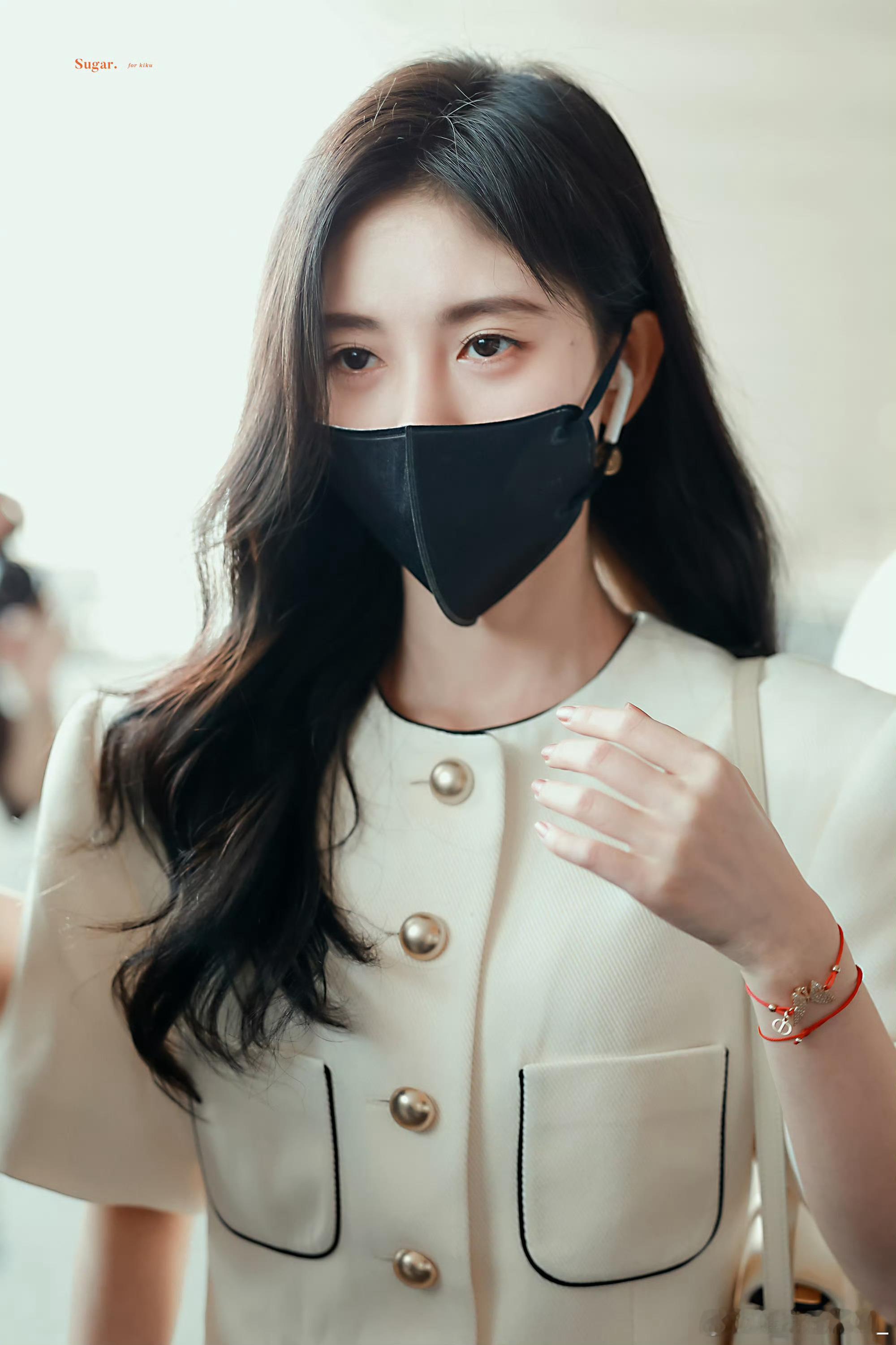 💙鞠婧祎阿黛 💙鞠婧祎来战 相信你 陪着你​ ​​​