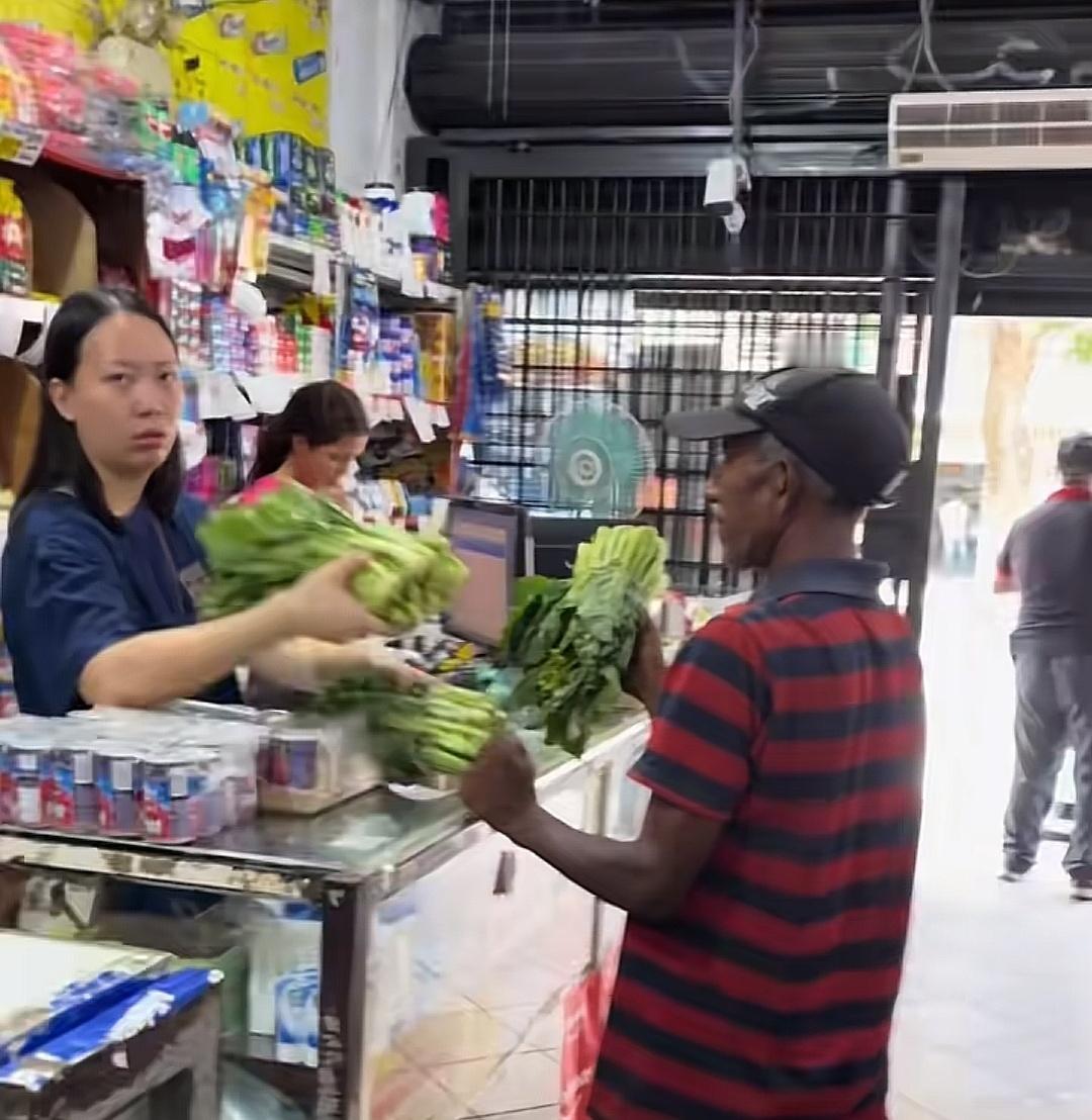 不扒不知道，委内瑞拉有20万中国人，其中有9成都是广东恩平人，超市、杂货铺基本被