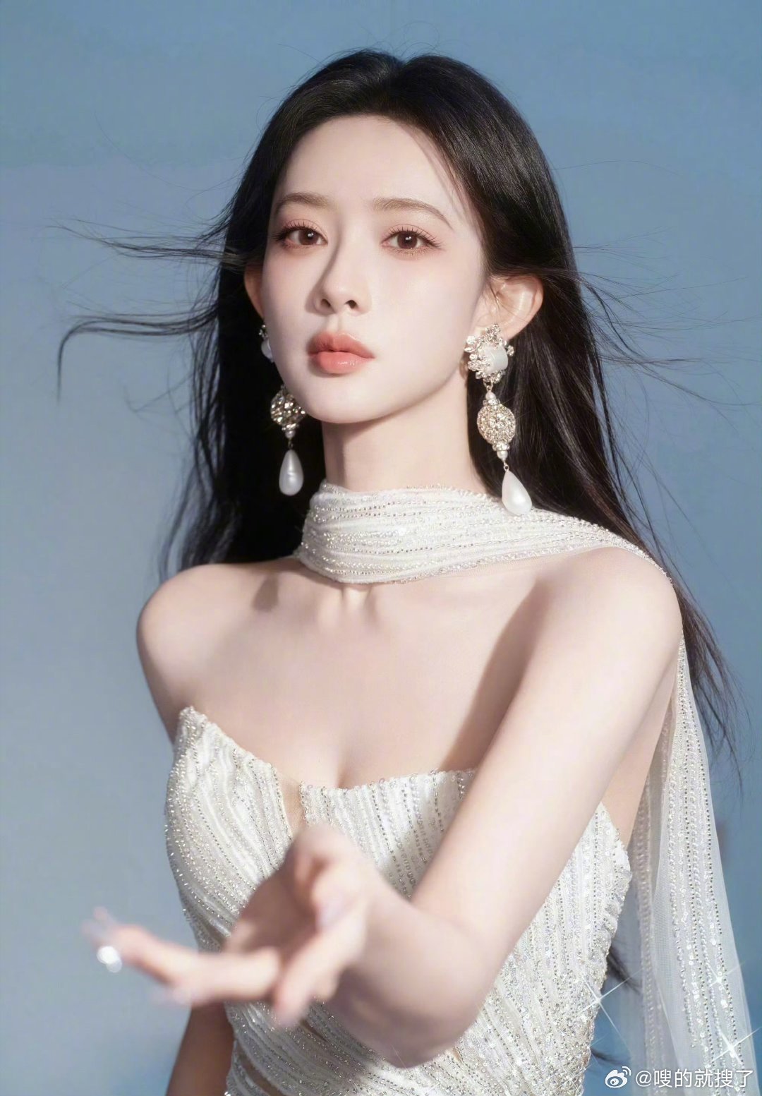 孟子义时隔六年回归现偶孟子义你终于原谅现偶了，而且还是我的正媛cp二搭，一整个期