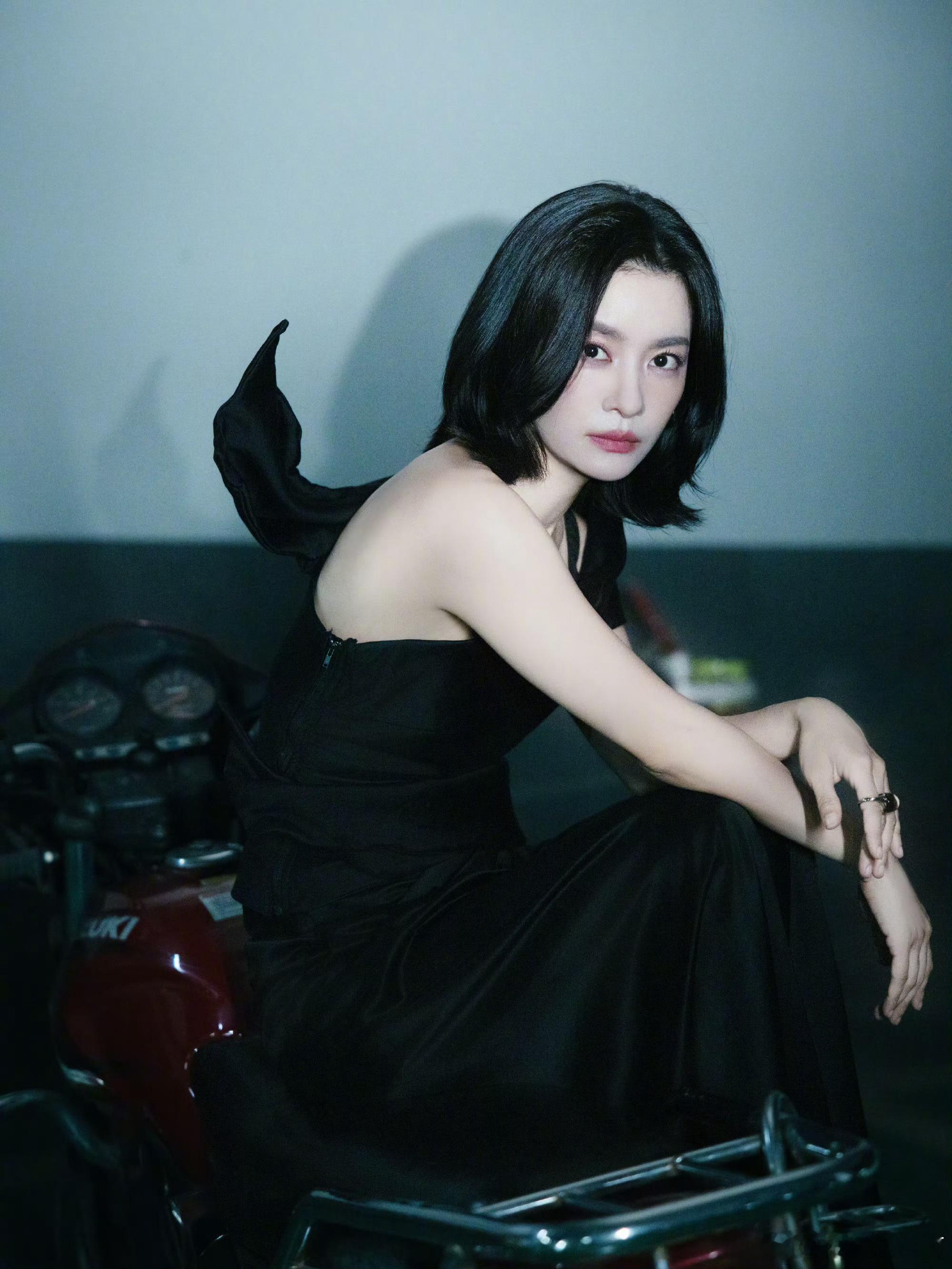 李晟生日会免费李晟生日会竟然是免费 李晟这次真的把宠粉贯彻到底了，二专上线还有免