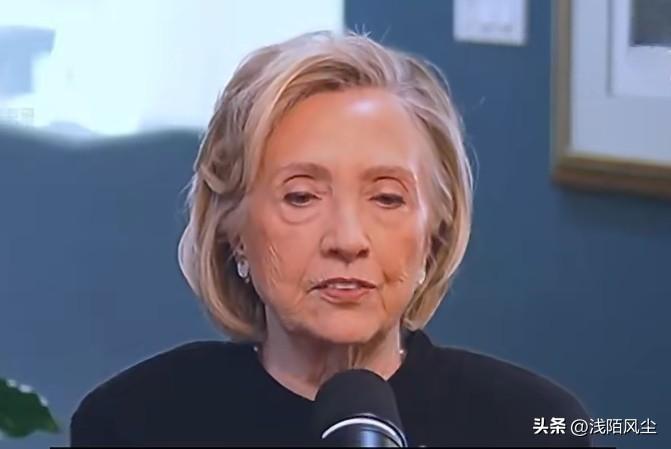 希拉里·克林顿在专访中表示，她反对弹劾特朗普，因为她认为这只是“边缘戏”，特朗普