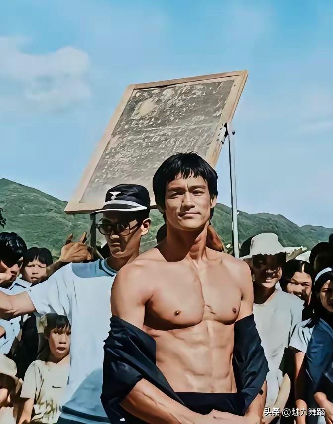 听说十个人都近不了他的身，我想试试，和他一对一来一场男人间的对决，请问大家：我们