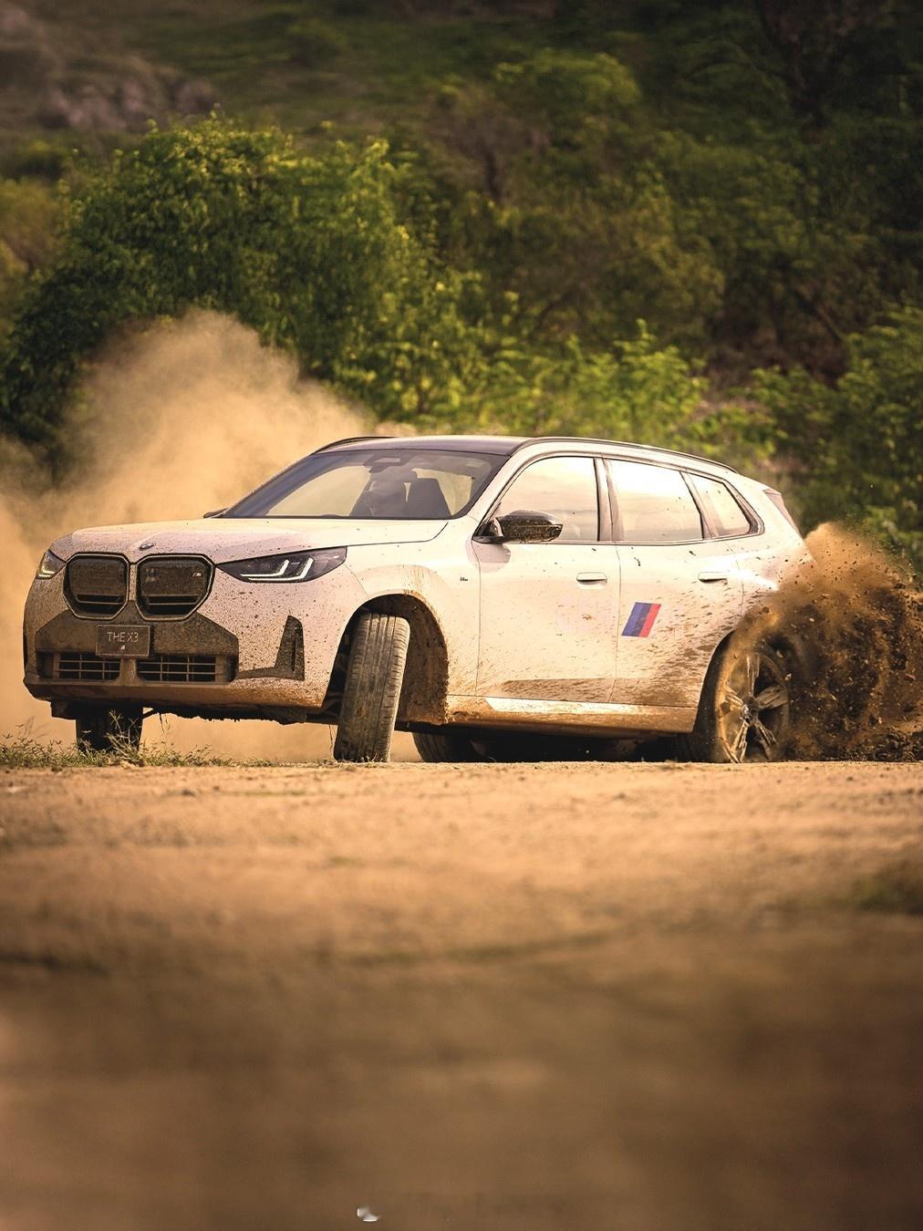 这一代的宝马X3不会再有X3M，所以这台M50 xDrive就是燃油版本的最高动