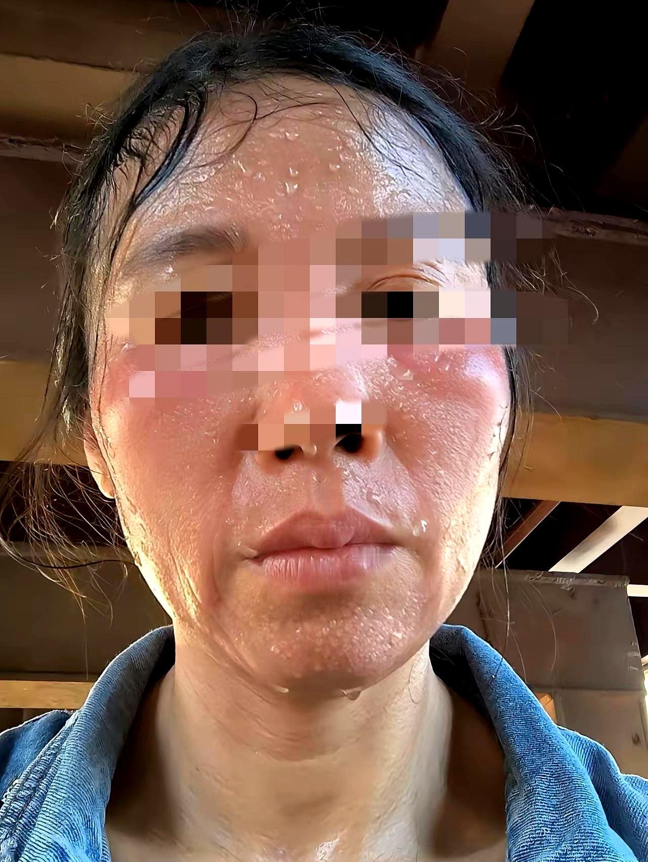 53岁，兜里连2000块急救钱都掏不出，中年男人的崩溃到底有多安静？
老娘脑梗躺
