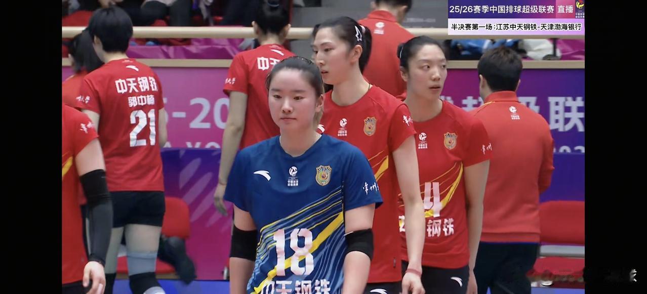 孱弱的一传是江苏今天输球主要原因！

江苏0：3天津，一边倒的比赛，确实有点意料