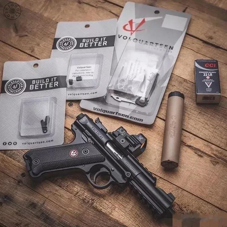 儒格（Ruger） 儒格公司推出限量纪念版Mark IV型.22手枪， 公司在2