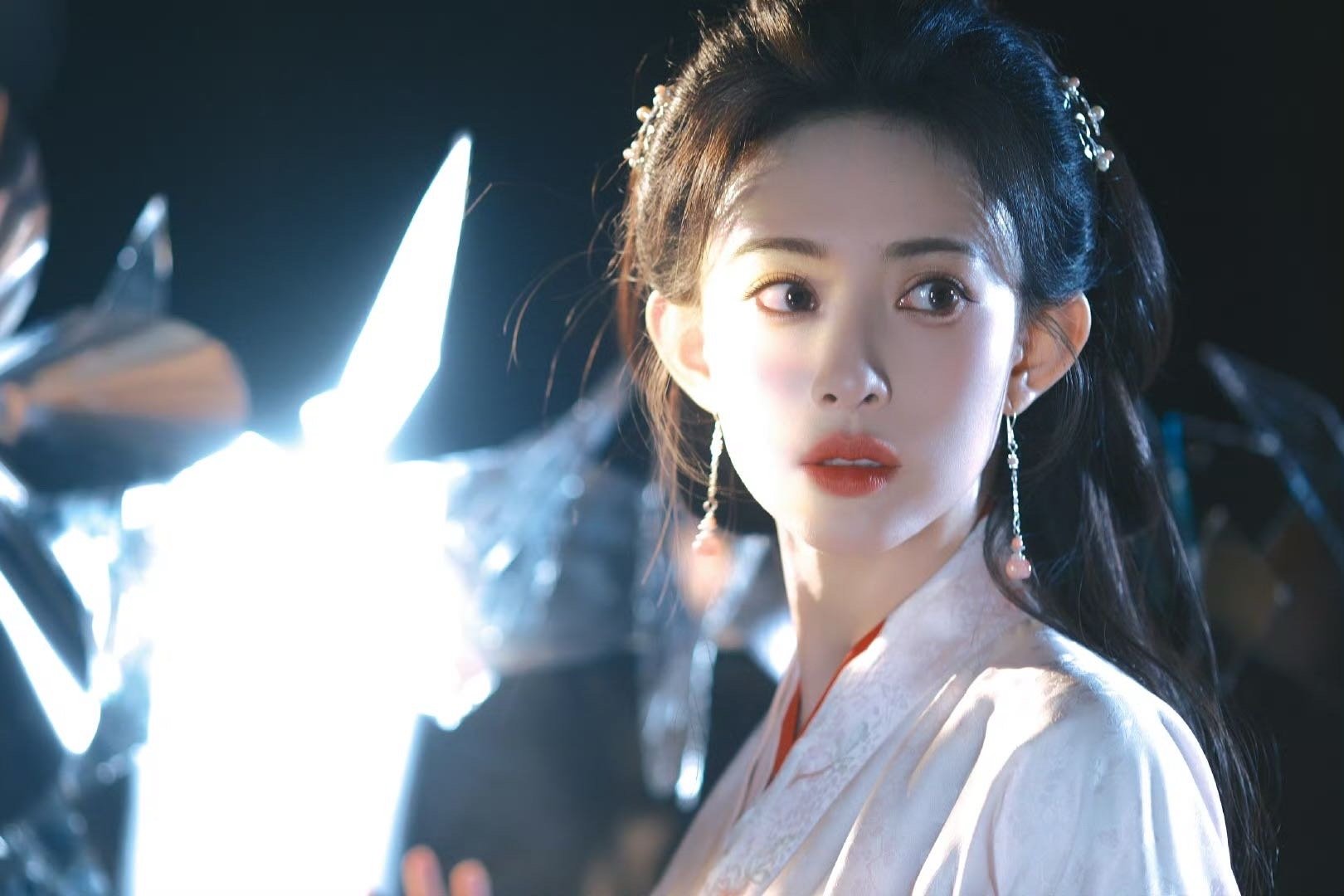 孟子义窦昭角色热度破6000万  超喜欢九重紫，尤其是有着波凌波零的大眼睛窦昭，