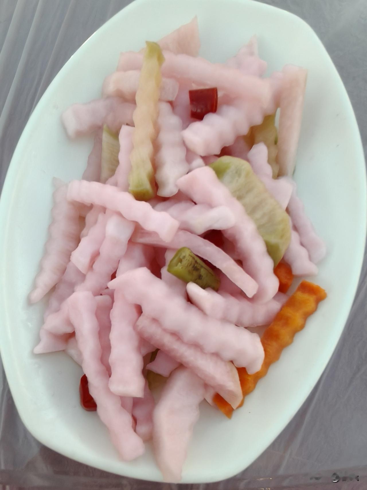 我认为会
虽然不情愿，但是没办法。
独生子女，很难担起照顾老人的重任。
不想给孩