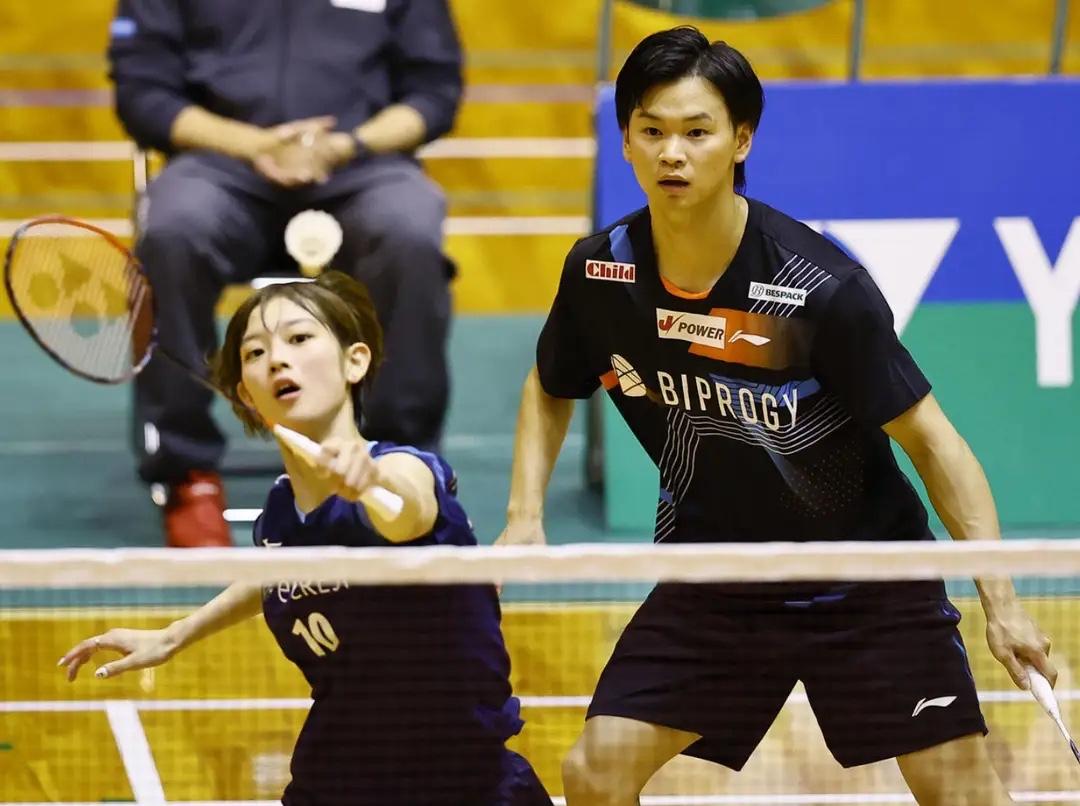 田口真彩/渡边勇大VS叶宏蔚/詹又蓁，四人中有三个拿过全英冠军，而今天这场发生在