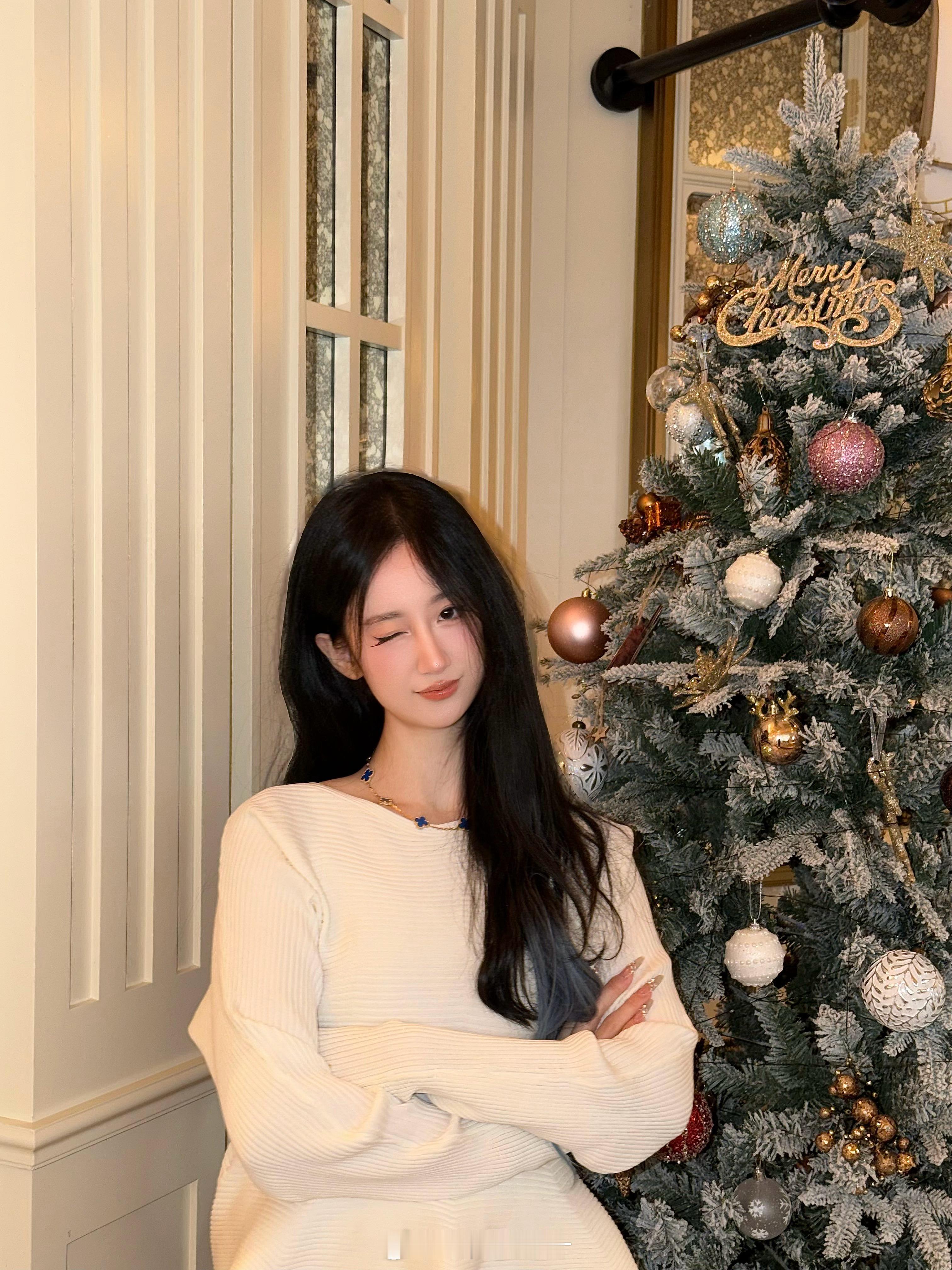 冒泡了🫧一晃眼又到了圣诞月了红红绿绿🎄 西安·BUTTERFUL&CREAM