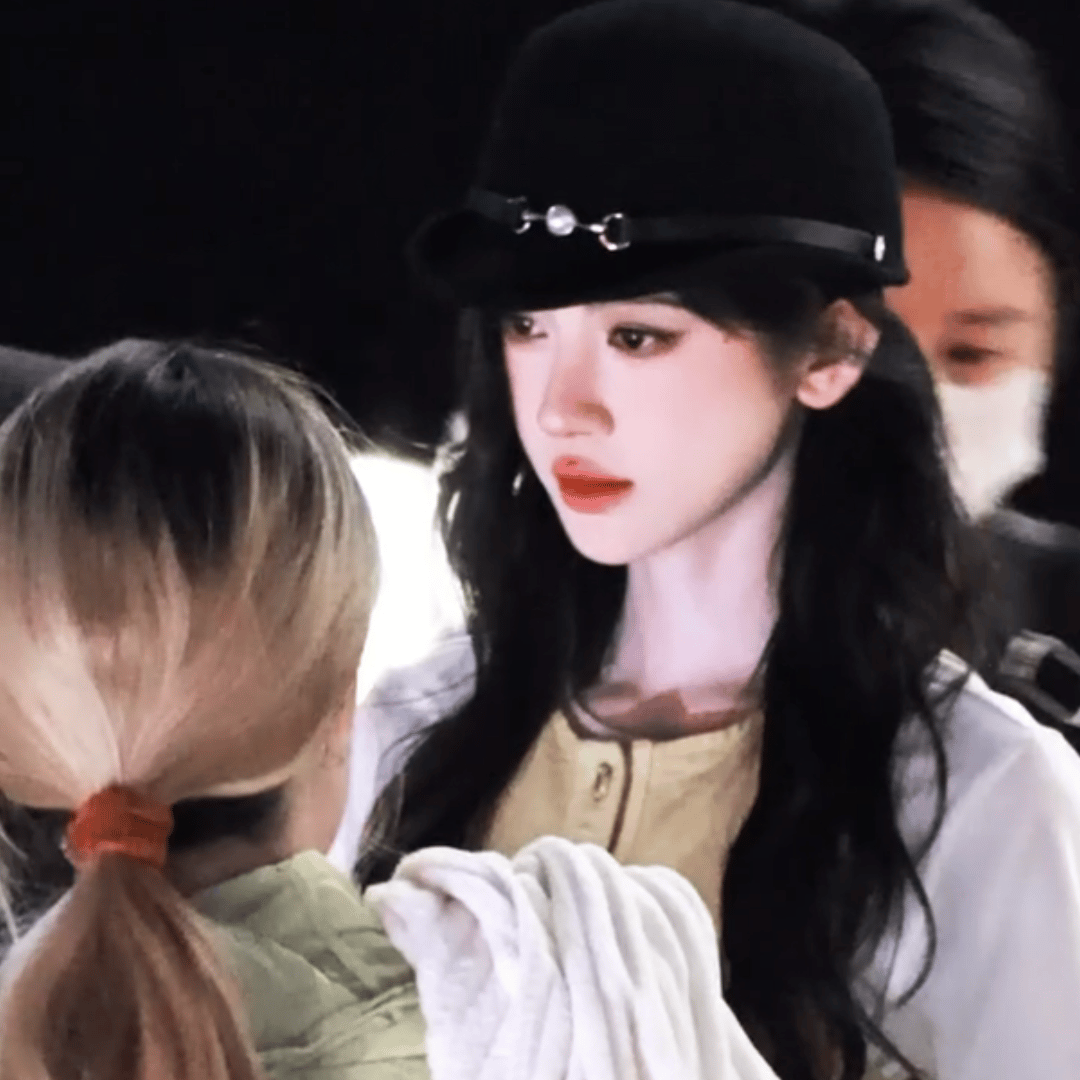 鞠婧祎戴这种小帽子真的好乖好乖[苦涩] ​​​