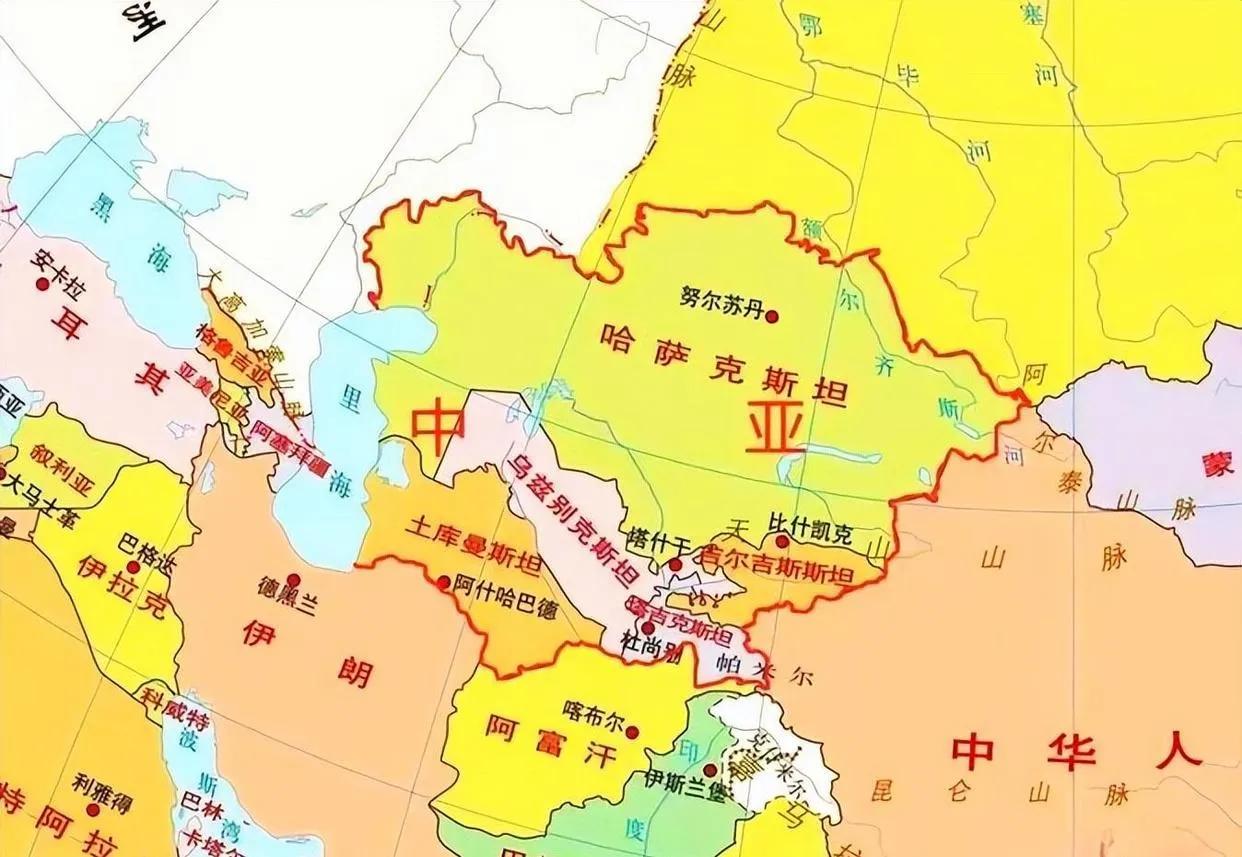 乌兹别克斯坦开始全力推行“去俄化”，力度堪比开战前的乌克兰。

它实行的措施主要