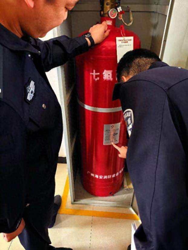 郑州铁路公安处民权北站派出所开展站区内部单位消防安全专项检查