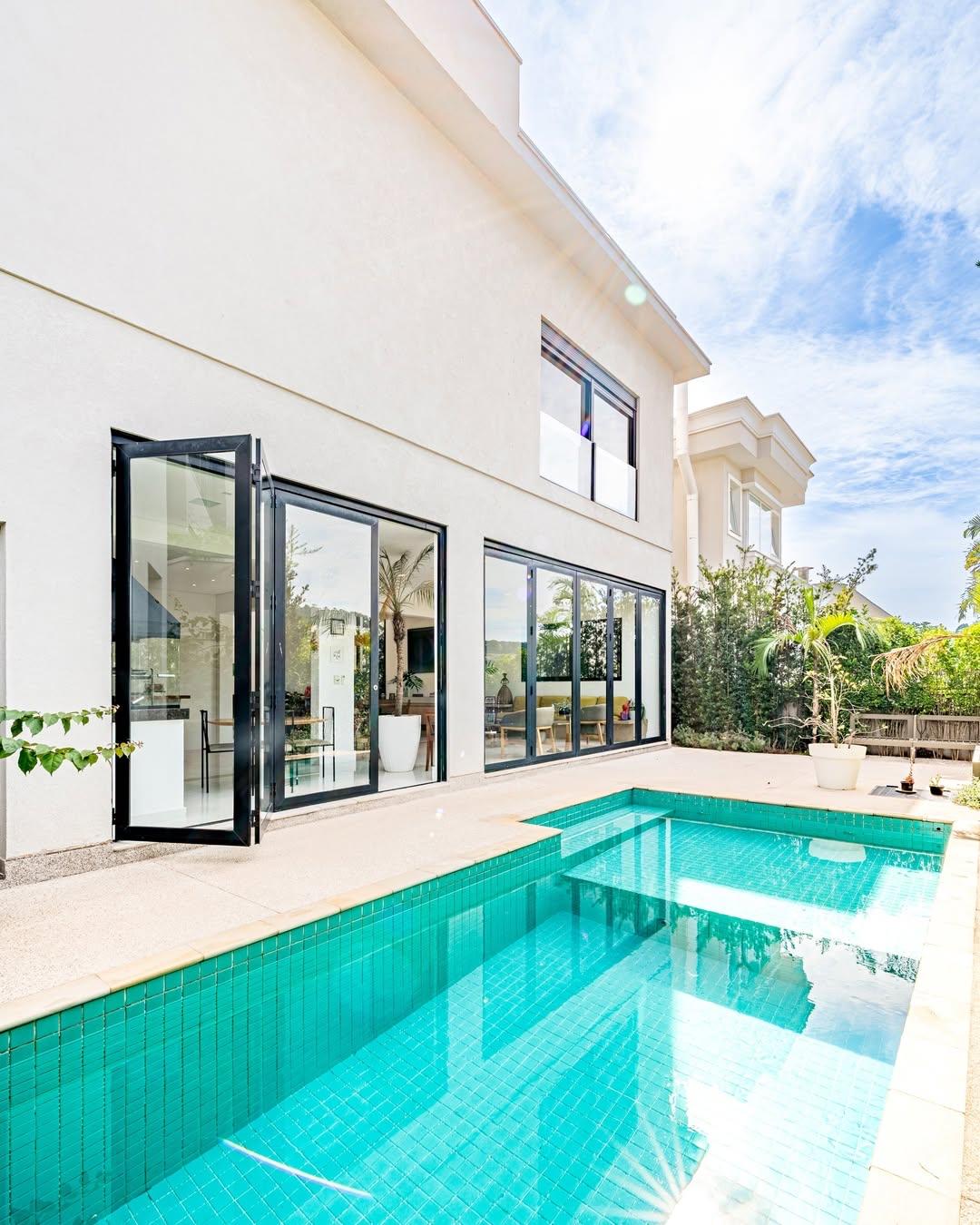 450㎡别墅，现代美学+利落线条，高级又通透别墅装修有哪几种风格? 别墅