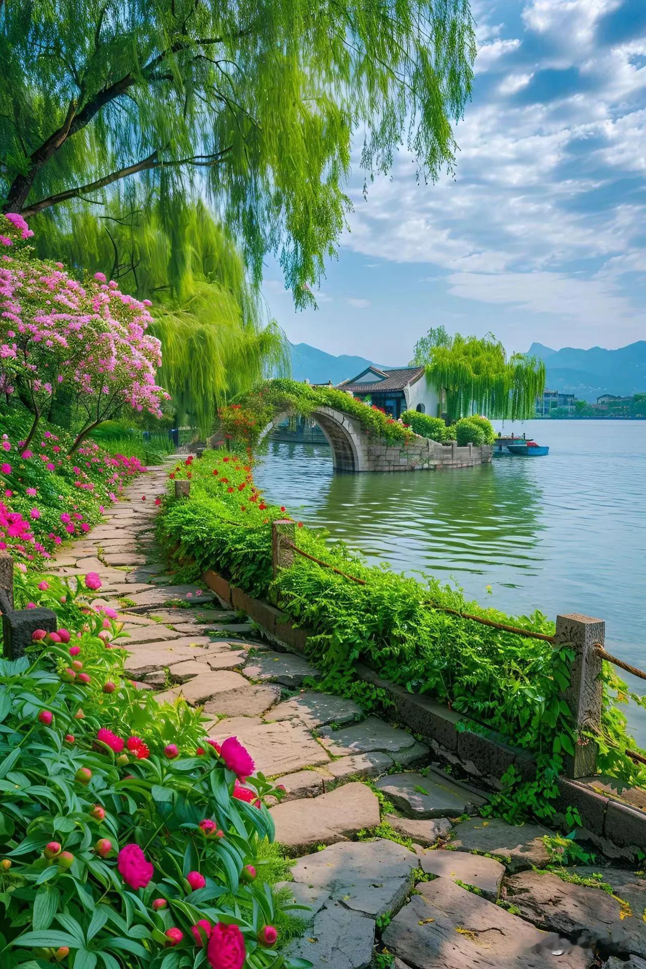 #秋日生活打卡季##晒晒美景图片# #手机风景照分享# #分享秋季美景# #分享