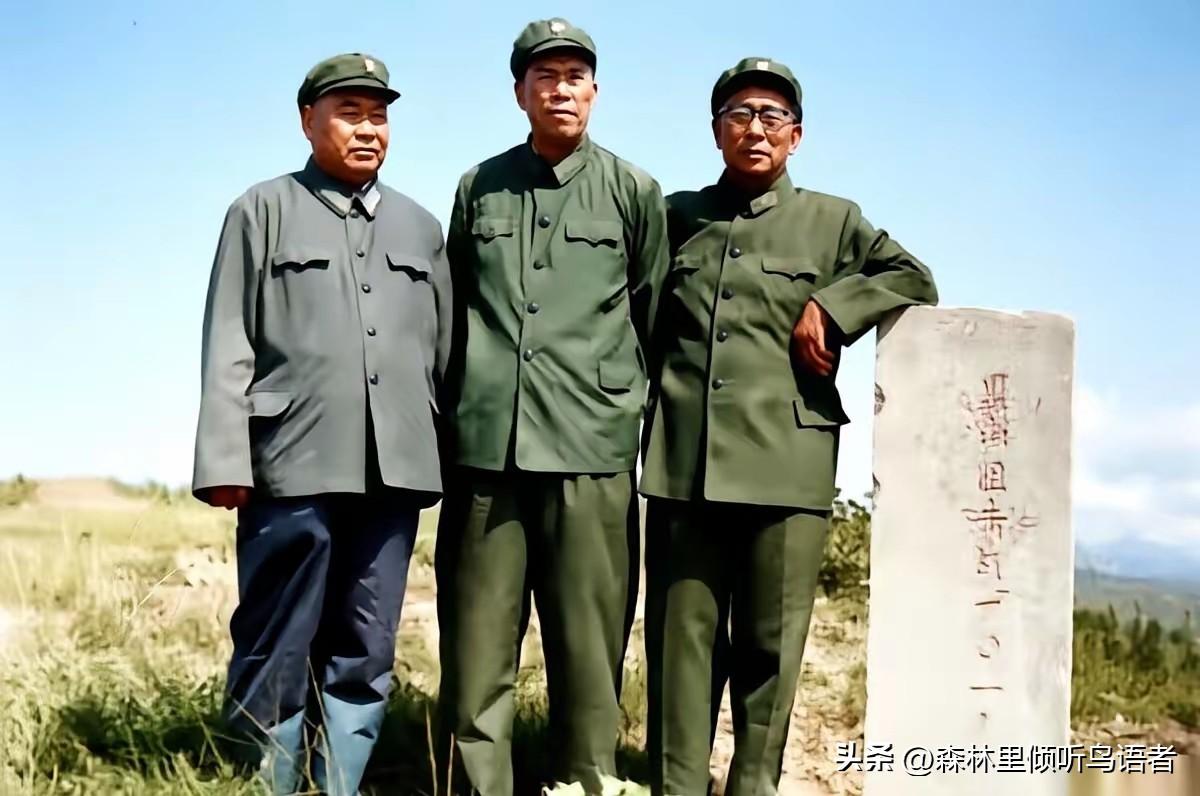 1981年，梁兴初推掉了所有登门拜访的亲友同僚。闭门数日之后，他悄悄坐上车子，径