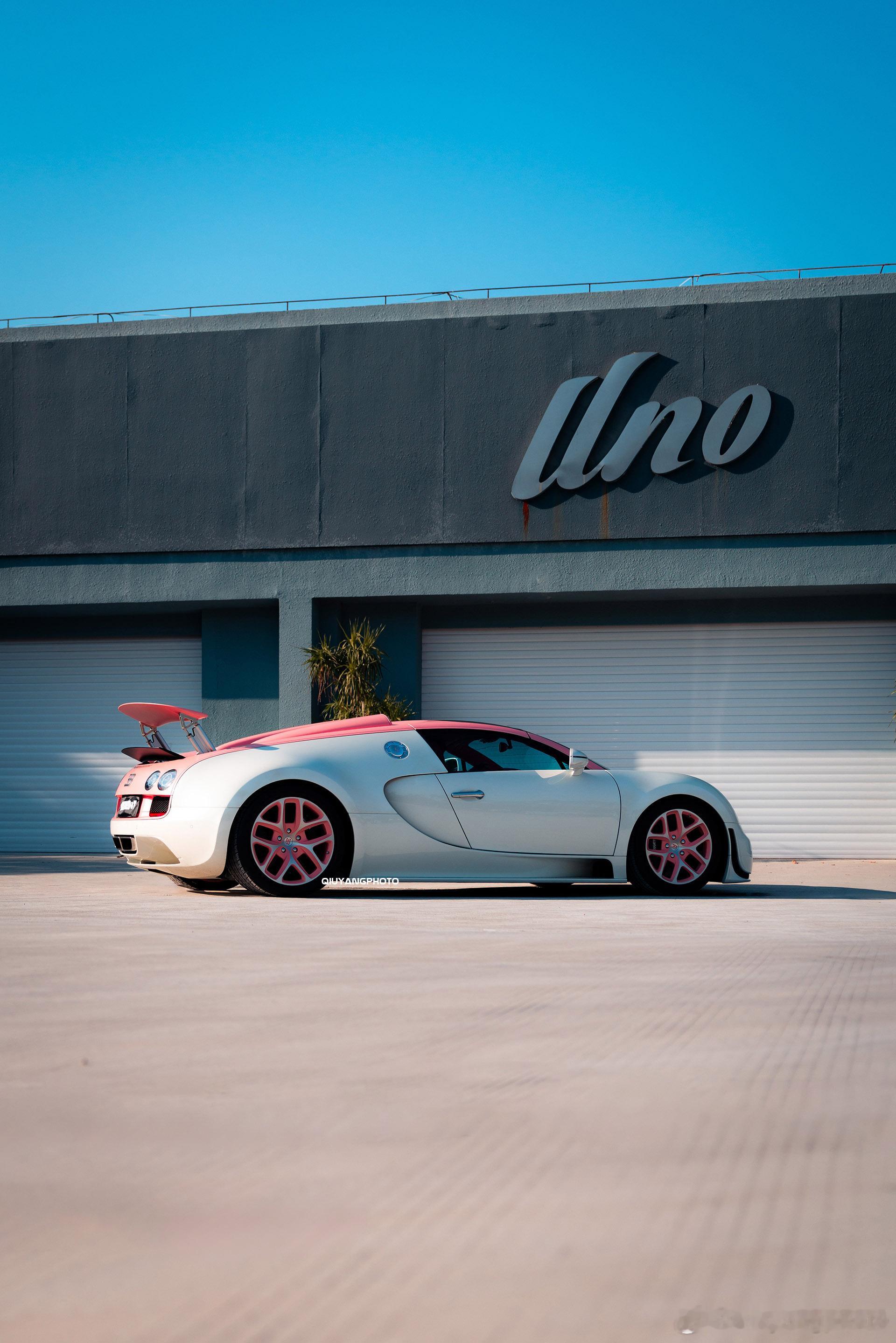 Bugatti Veyron Grand Sport Vitesse cars0