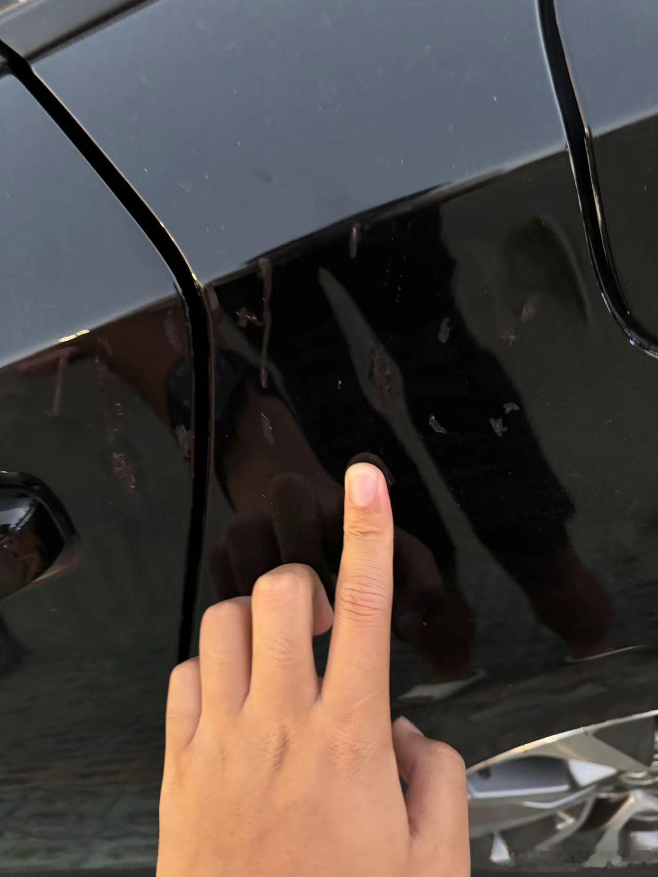 我比较讨厌开门杀，因为一点点印子做不做油漆让人很纠结，比蹭一个面还难受…[跪了]