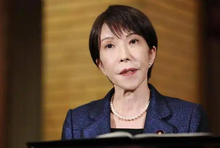 高市早苗正式更换首相公务座驾，沿用近 60 年的丰田世纪轿车退出舞台，取而代之是