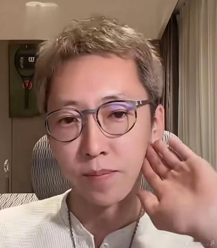 留几手回应葛夕新恋情不能完全接受谁不放过他了[笑cry] 是他自己戏太多，要不然