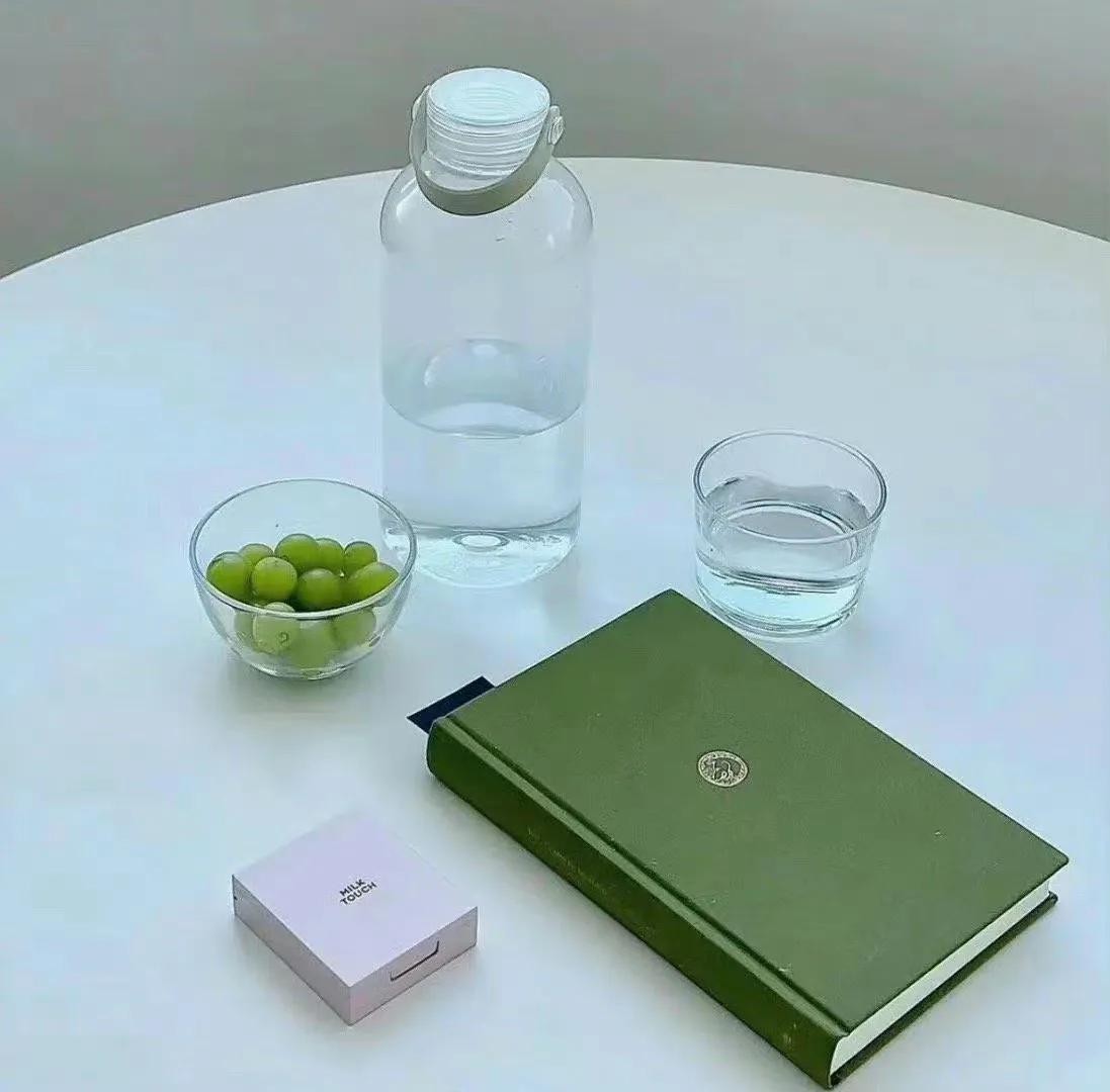 为什么十二星座会秉承单身主义？

水瓶座（水瓶一个人活得更轻松）
射手座（射手一