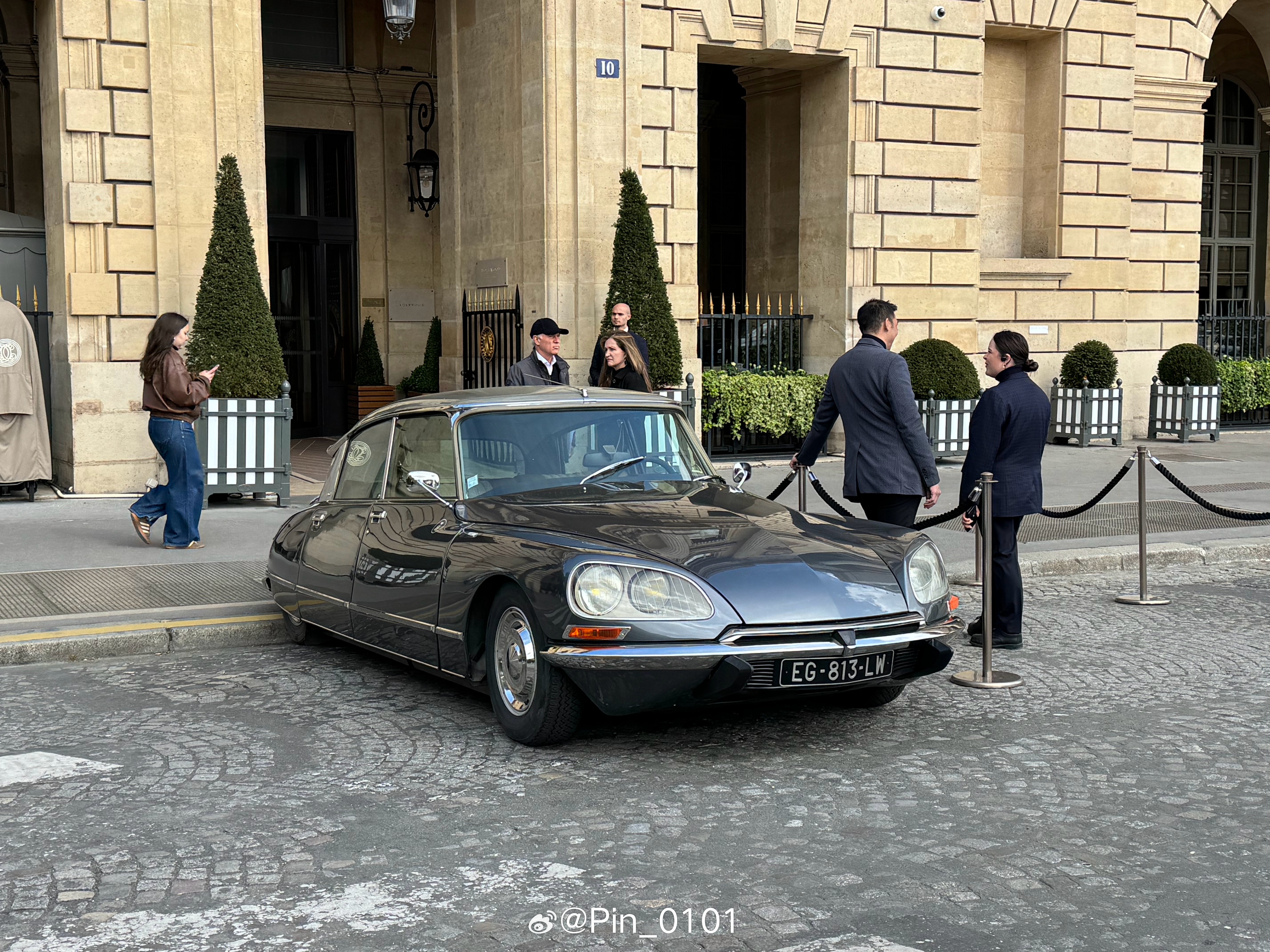 黑色DS N°8法力无边髪村日常法系车 法国