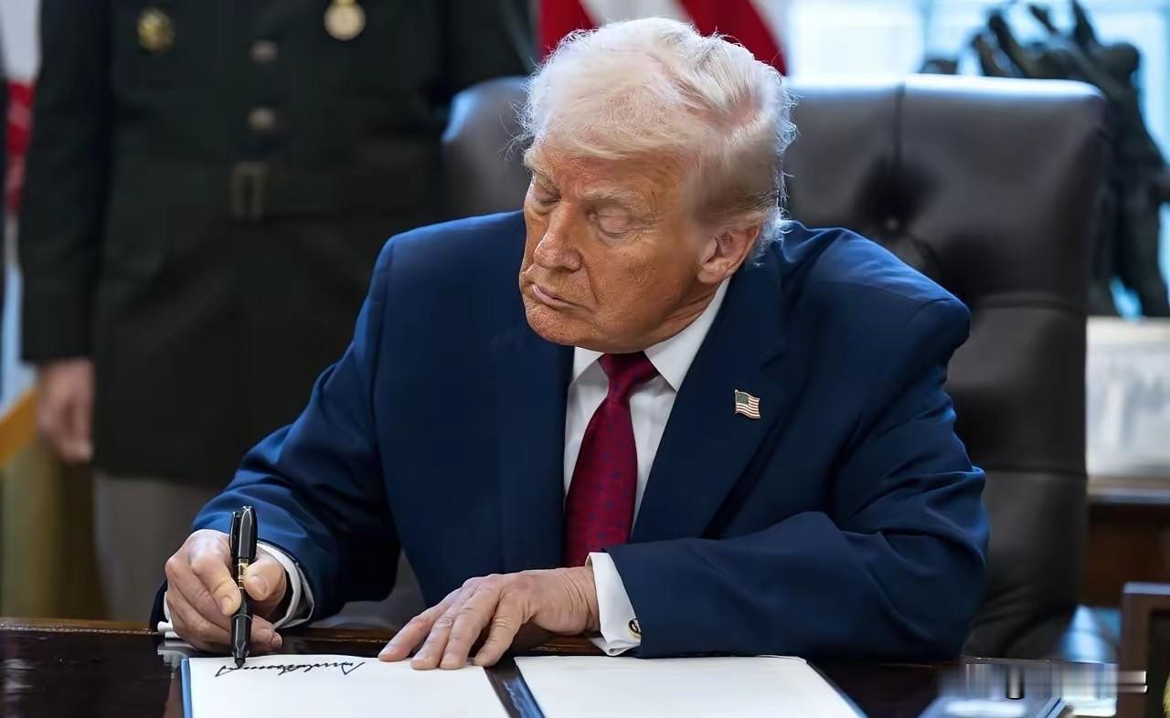 中日争端未了，美国又跳出来“拱火”，放行一亿美元军售“武装”日本，美国国防部下属