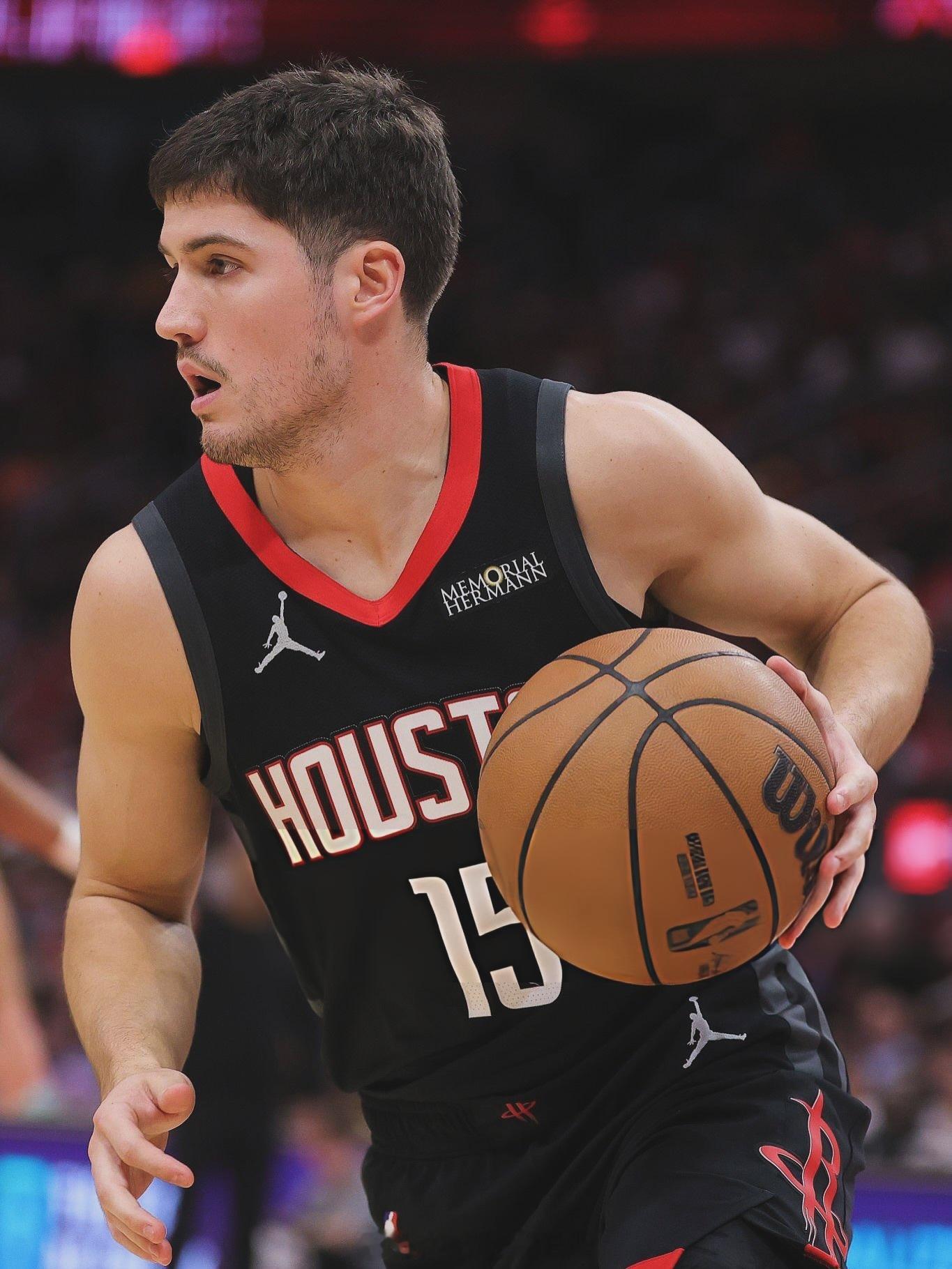 谢泼德：“任何时候球进了，比赛就会变得轻松许多，也更加有趣。但就这个团队而言，我